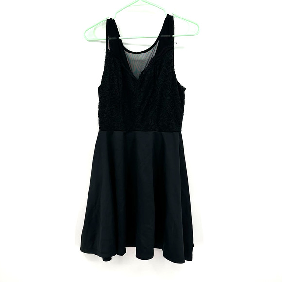 Francesca's‎ size small black sleeveless dress hidden rear zip lace mesh detail - Picture 1 of 6
